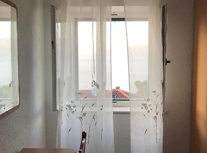 Sea View Apartamento *